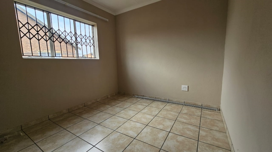 3 Bedroom Property for Sale in Waterkloof Hill Estate North West